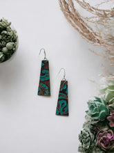 Load image into Gallery viewer, Embossed Leather Bar Earrings - E19-030