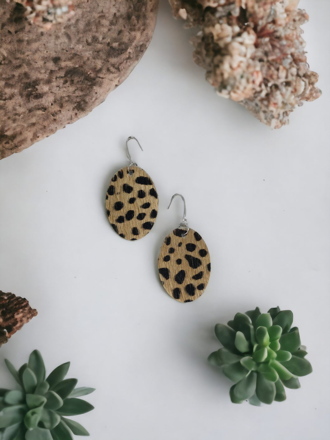 Hair On Beige Cheetah Leather Earrings - E19-092