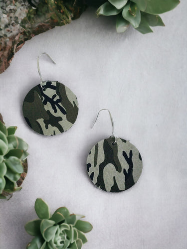 Jungle Gray Camo Leather Earrings - E19-1049