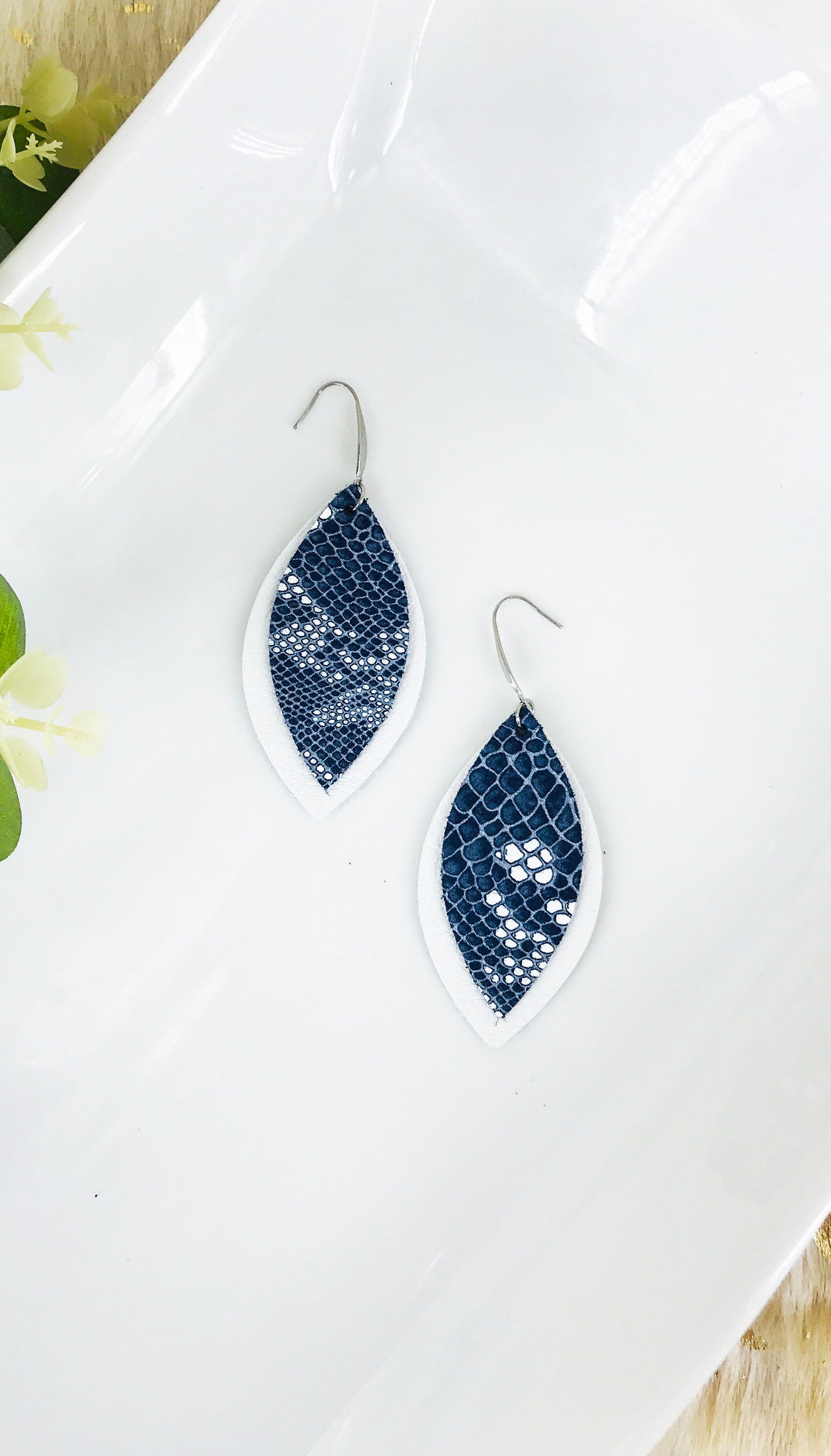 White Leather and Navy Snake Leather Earrings - E19-1483