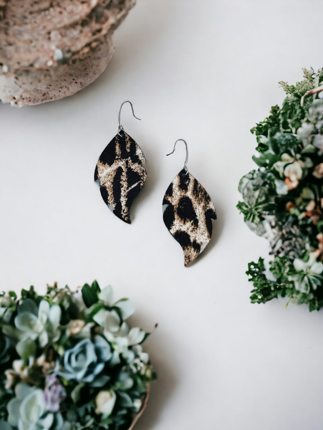 Hair On Snow White Leopard Leather Earrings - E19-1511