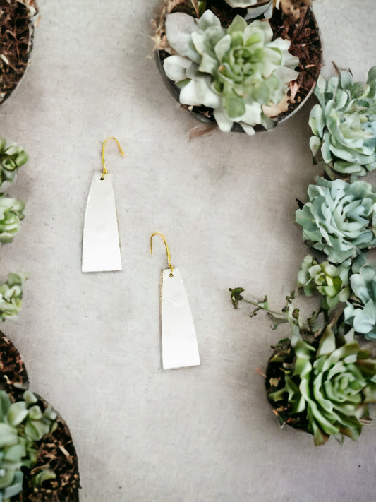 Bright White Ostrich Leather Earrings - E19-1589