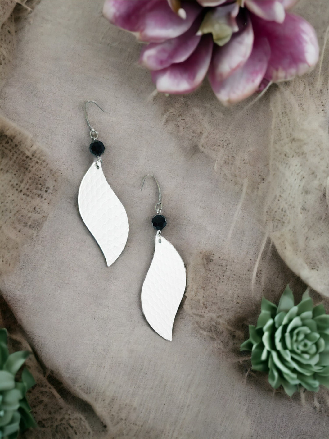 White Genuine Leather Earrings - E19-1590