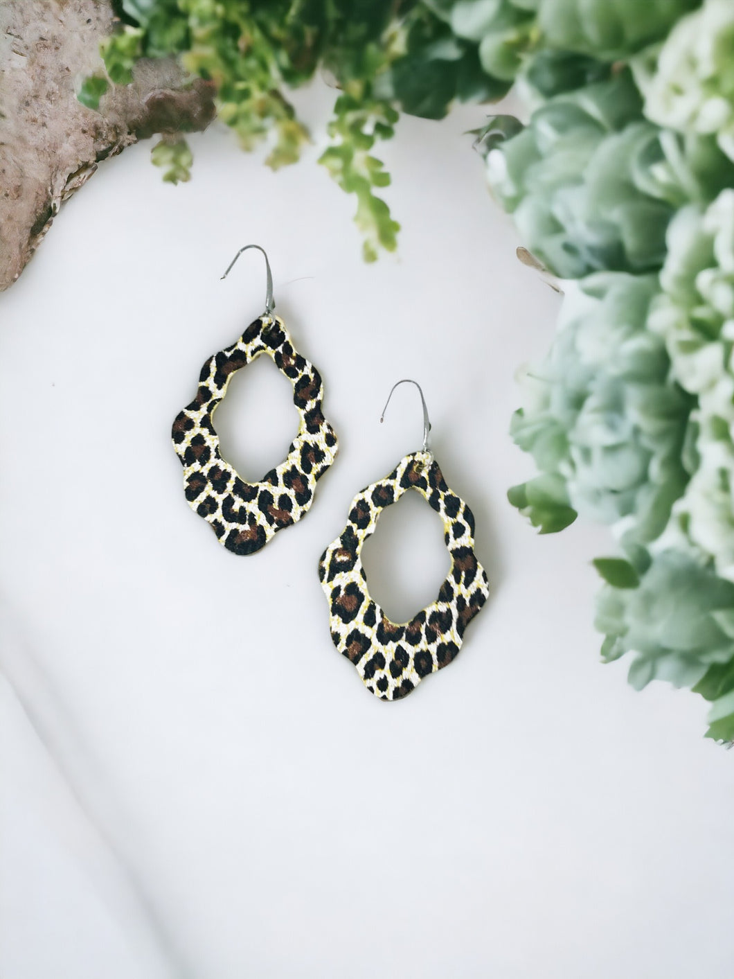 Cheetah Print Leather Earrings - E19-1629