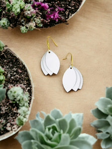 Imperial White Leather Earrings - E19-1685