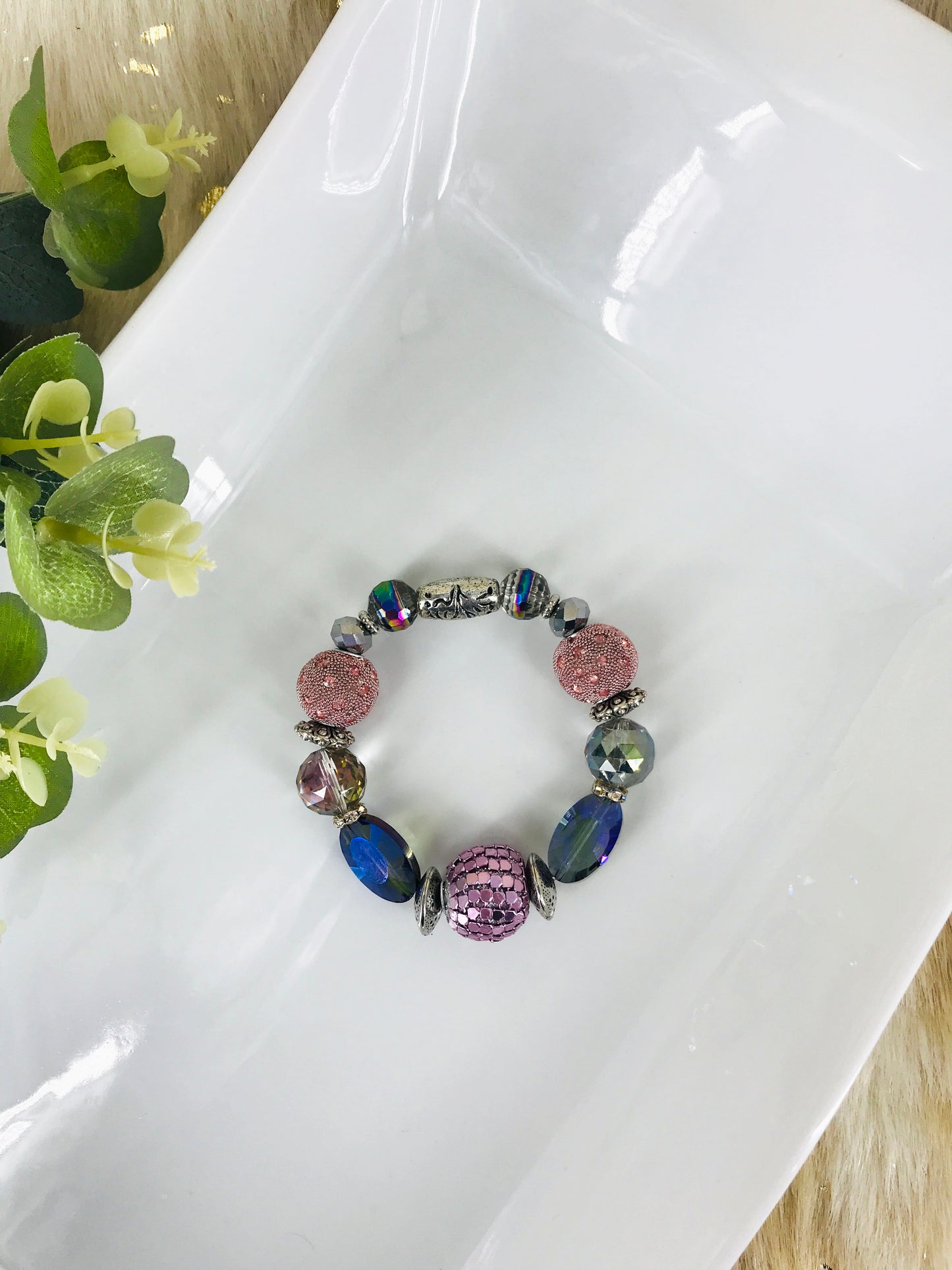 Big & Bold Collection Glass Bead Stretchy Bracelet - B1709