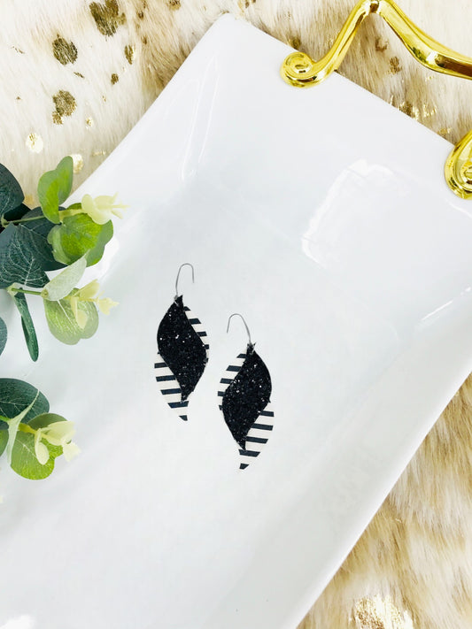 Black and White Stripped Leather and Chunky Glitter Earrings - E19-1784