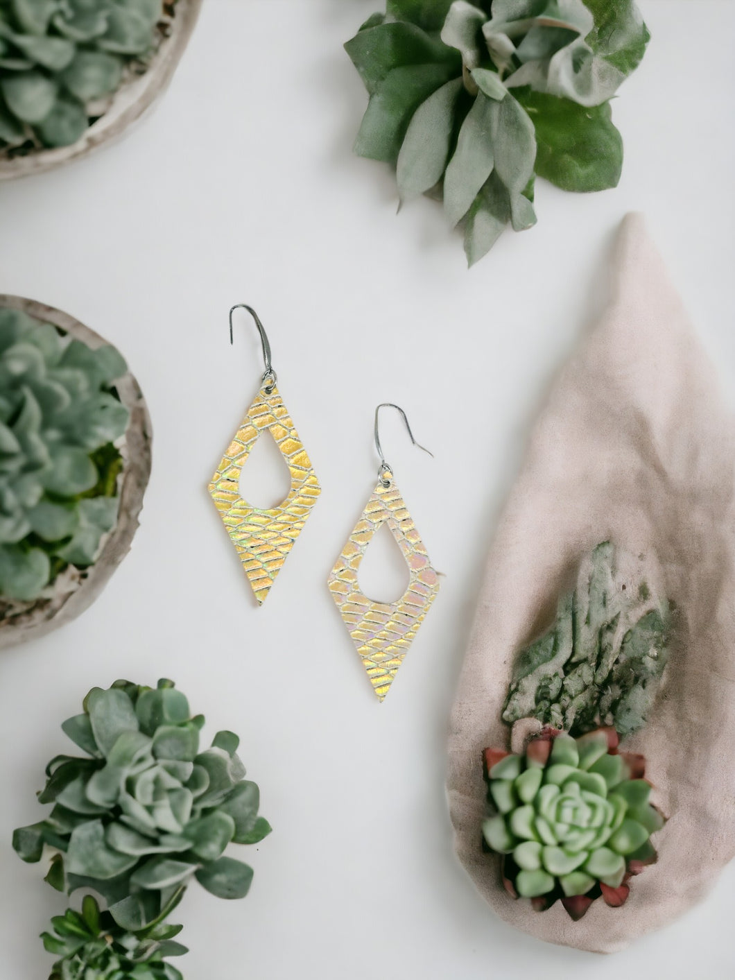 Snake Skin Leather Earrings - E19-1882