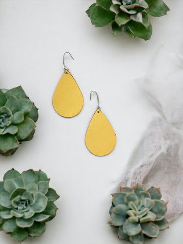 Yellow Gold Leather Earrings - E19-2393