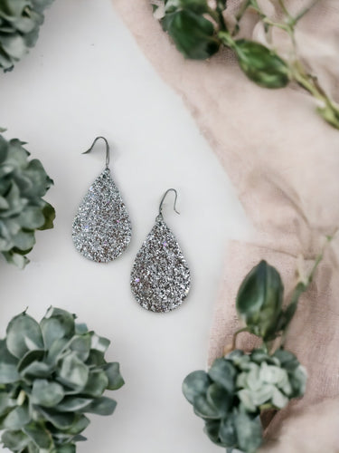 Silver Chunky Glitter on Leather Earrings - E19-2441