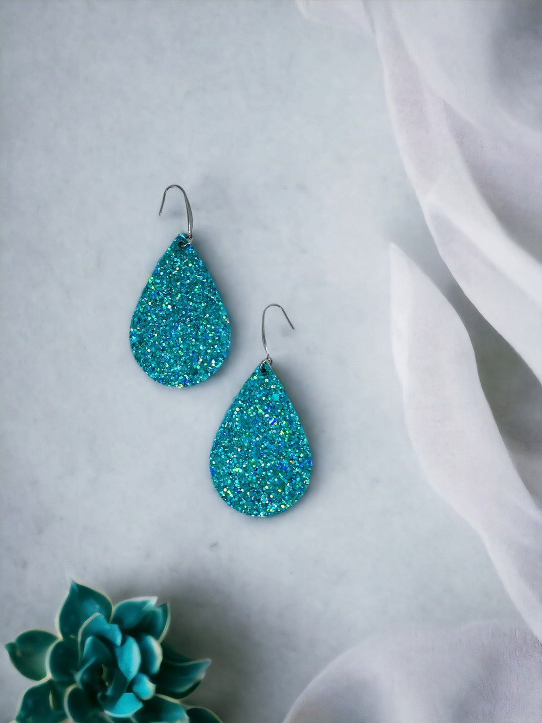 Turquoise Chunky Glitter on Leather Earrings - E19-2447