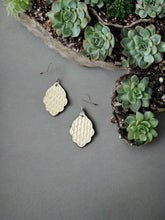 Load image into Gallery viewer, Genuine Leather Earrings - E19-2479