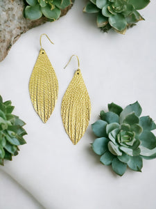 Pebbled Gold Leather Earrings - E19-2488