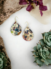 Load image into Gallery viewer, Genuine Floral Pattern Leather Earrings - E19-2680