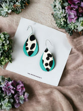 Load image into Gallery viewer, Cheetah and Aqua Leather Earrings - E19-2817