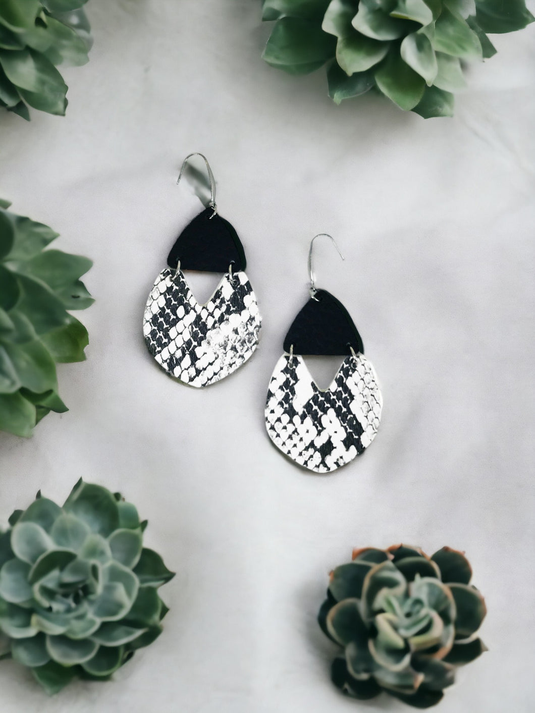 Black and White Snake Faux Leather Earrings - E19-2977