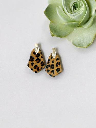 Brown Leopard Champ Animal Print Post Earring - E19-3646