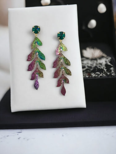 Crystal & Leaf Pendant Earrings - E19-4327