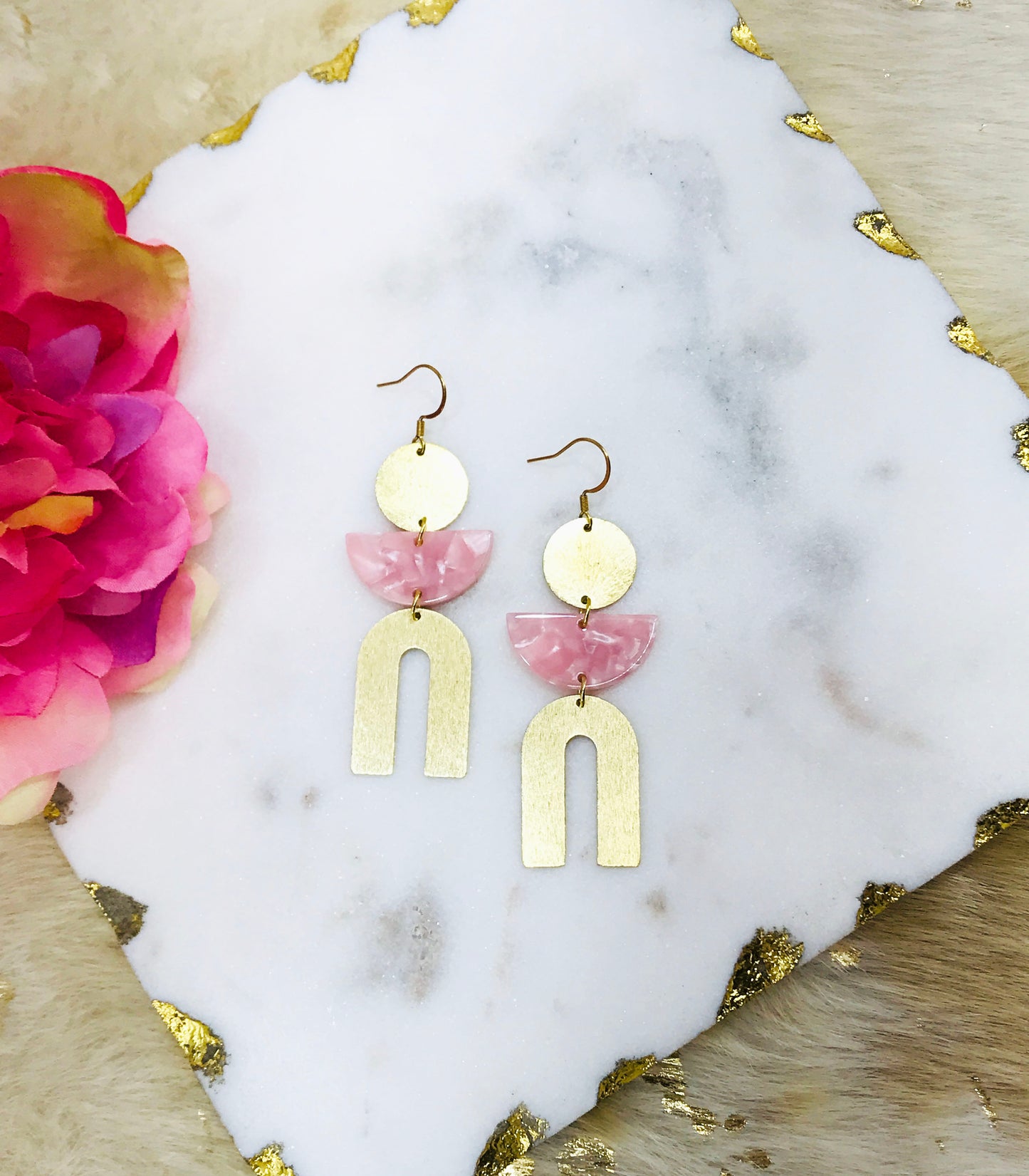 Brushed Gold Pendant Earrings - E19-4585