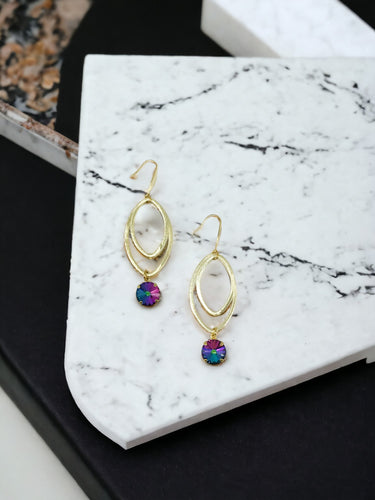 Crystal & Brushed Gold Pendant Earrings - E19-4630