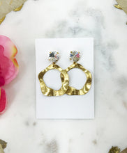 Load image into Gallery viewer, Genuine Crystal &amp; Brushed Gold Pendant Stud Earrings - E19-4639