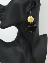 Load image into Gallery viewer, Resin &amp; Brushed Gold Pendant Earrings - E19-4645