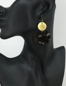 Resin & Brushed Gold Pendant Earrings - E19-4645