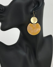 Load image into Gallery viewer, Resin &amp; Brushed Gold Pendant Earrings - E19-4650