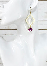 Load image into Gallery viewer, Genuine Crystal &amp; Brushed Gold Marquise Pendant Earrings - E19-4665