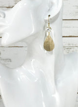 Load image into Gallery viewer, Genuine Crystal &amp; Brushed Gold Teardrop Pendant Earrings - E19-4668