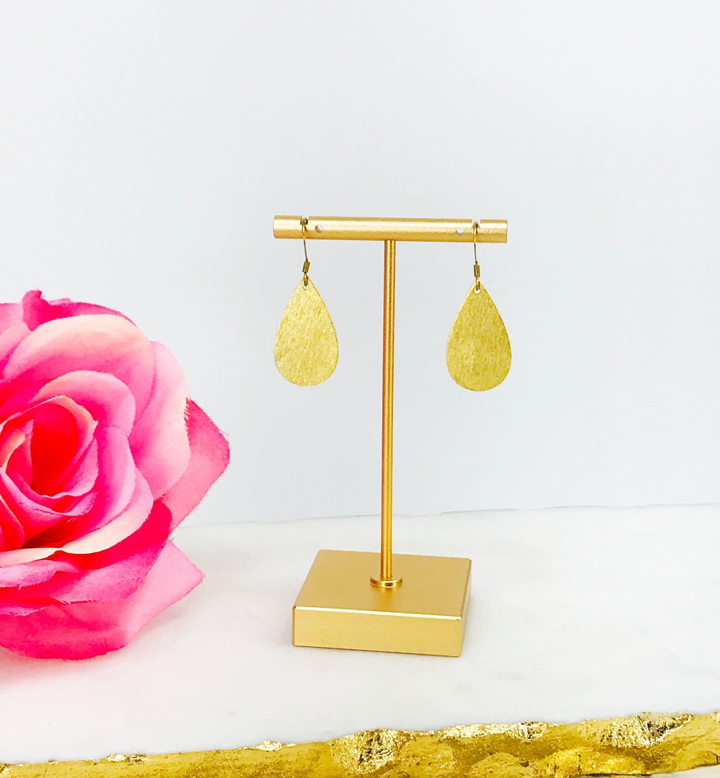 Small Brushed Gold Teardrop Pendant Earrings - E19-4677