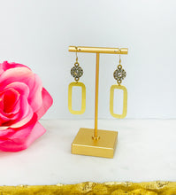 Load image into Gallery viewer, Rhinestone &amp; Brush Gold Pendant Earrings - E19-4686