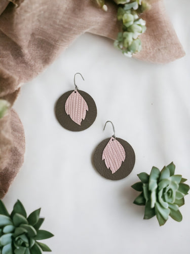 Peweter and Light Pink Leather Earrings - E19-945