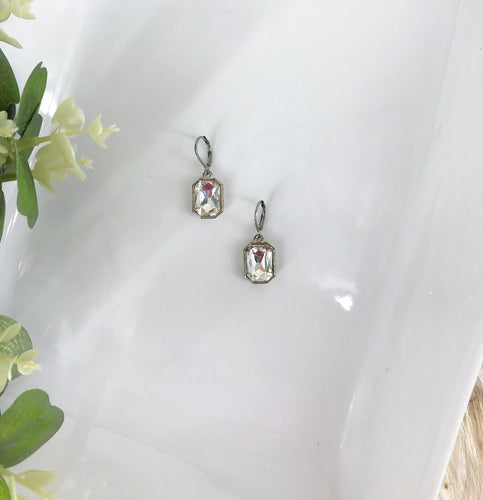 Clear Rhinestone Dangle Earrings - E19-560