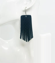 Load image into Gallery viewer, Fish Net Pattern Black Leather Earrings - E19-1427