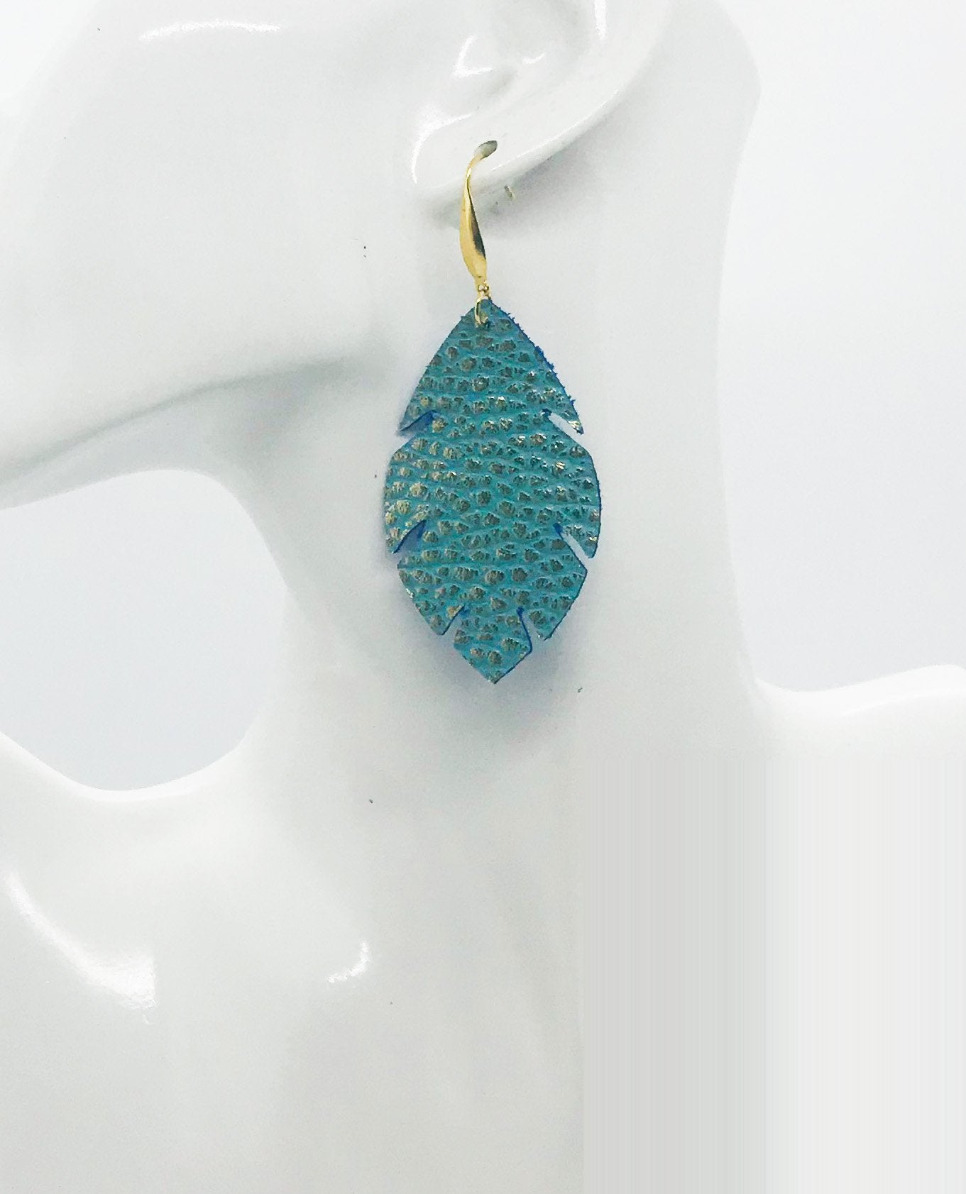 Gold Tipped Mint Embossed Leather Earrings - E19-1677