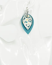Load image into Gallery viewer, Blue Leather and Daisy Leather Earrings - E19-2903