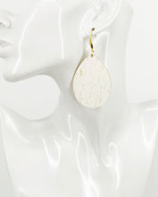 Load image into Gallery viewer, Off White Cork on Leather Earrings - E19-3519