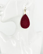 Load image into Gallery viewer, Red Embossed Leather Earrings - E19-3660