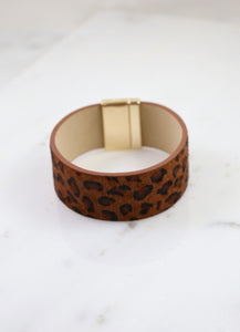 Ponc City Brown Leopard Magnetic Bracelet - B1611